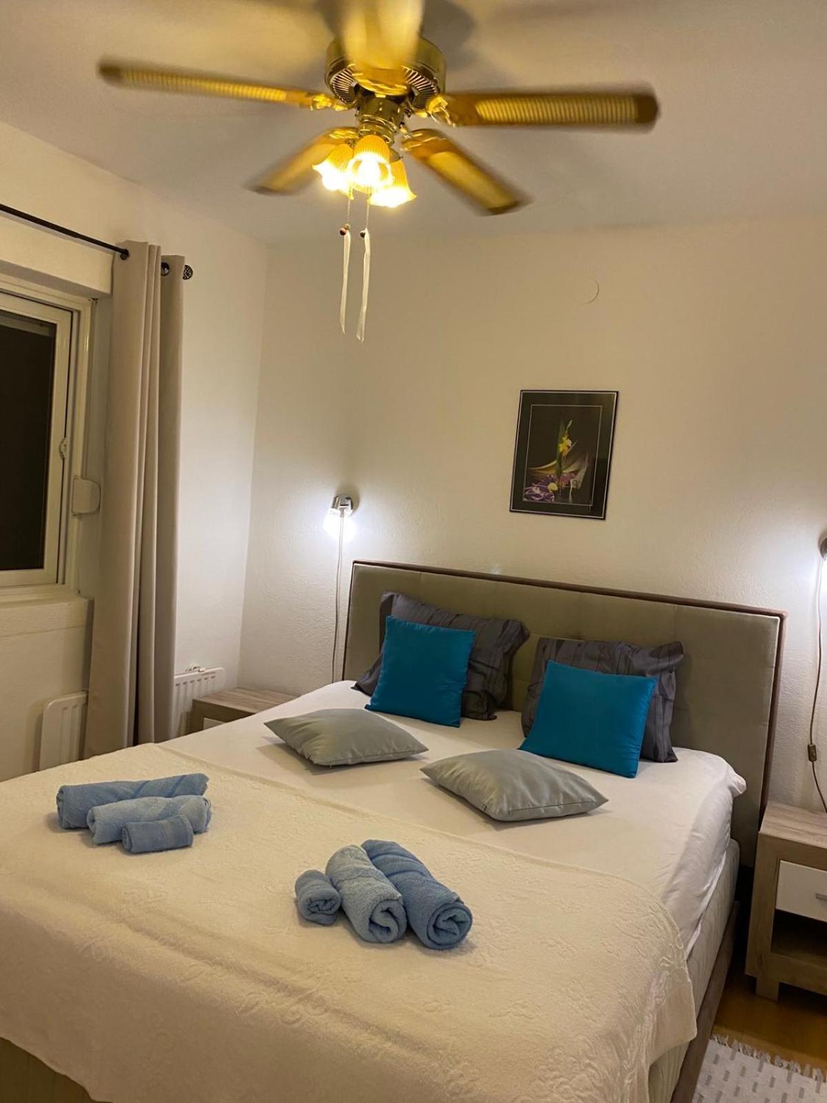 Brankas Apartments Bar Dış mekan fotoğraf