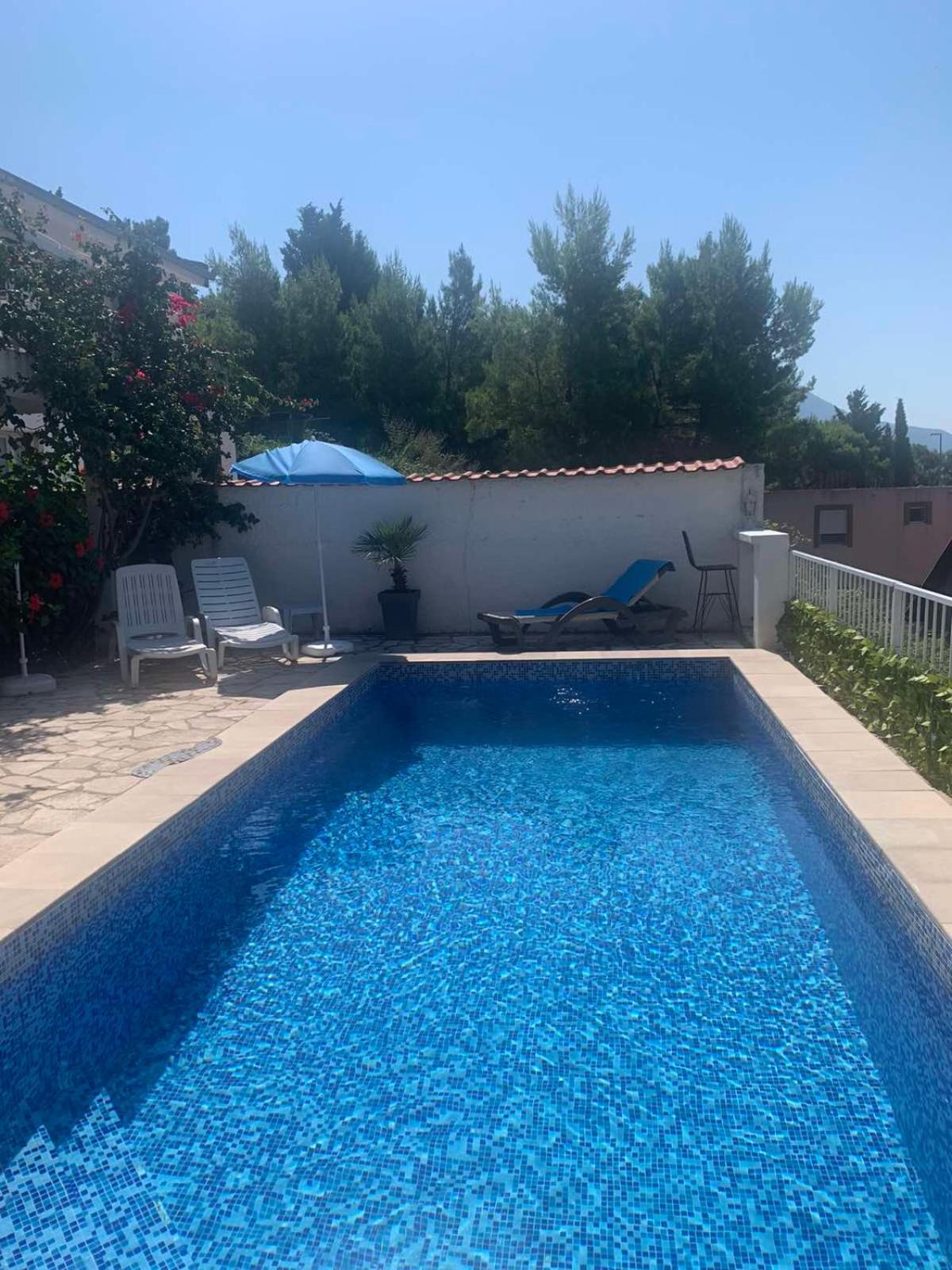 Brankas Apartments Bar Dış mekan fotoğraf