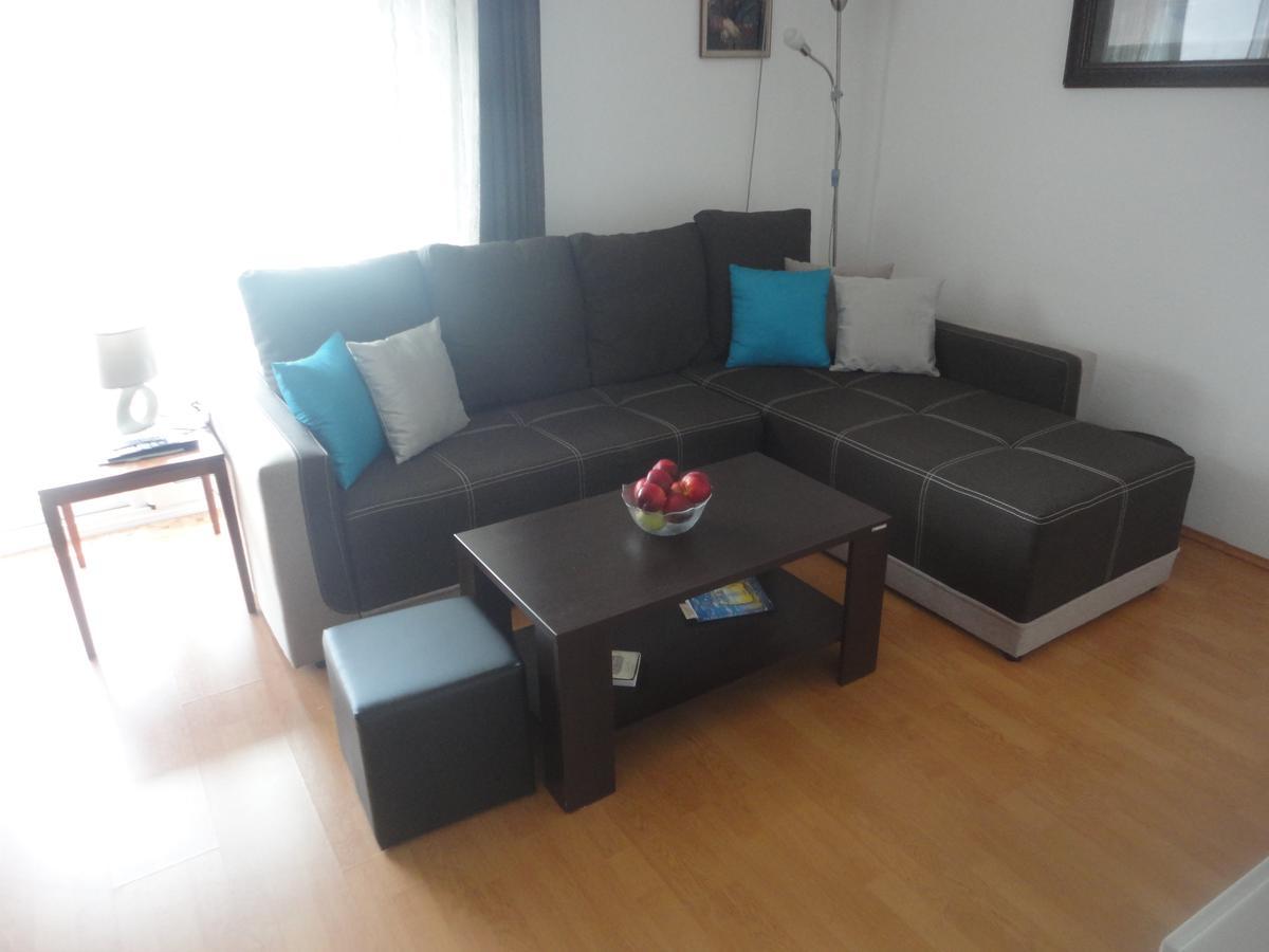 Brankas Apartments Bar Dış mekan fotoğraf
