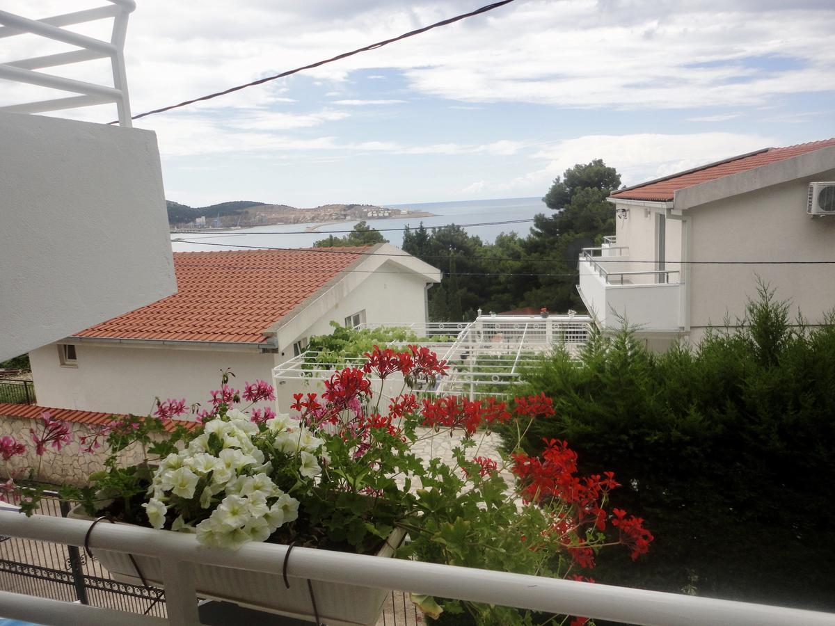 Brankas Apartments Bar Dış mekan fotoğraf