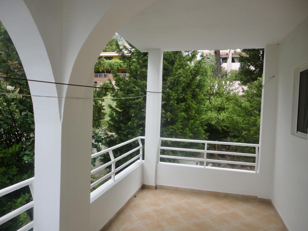 Brankas Apartments Bar Dış mekan fotoğraf