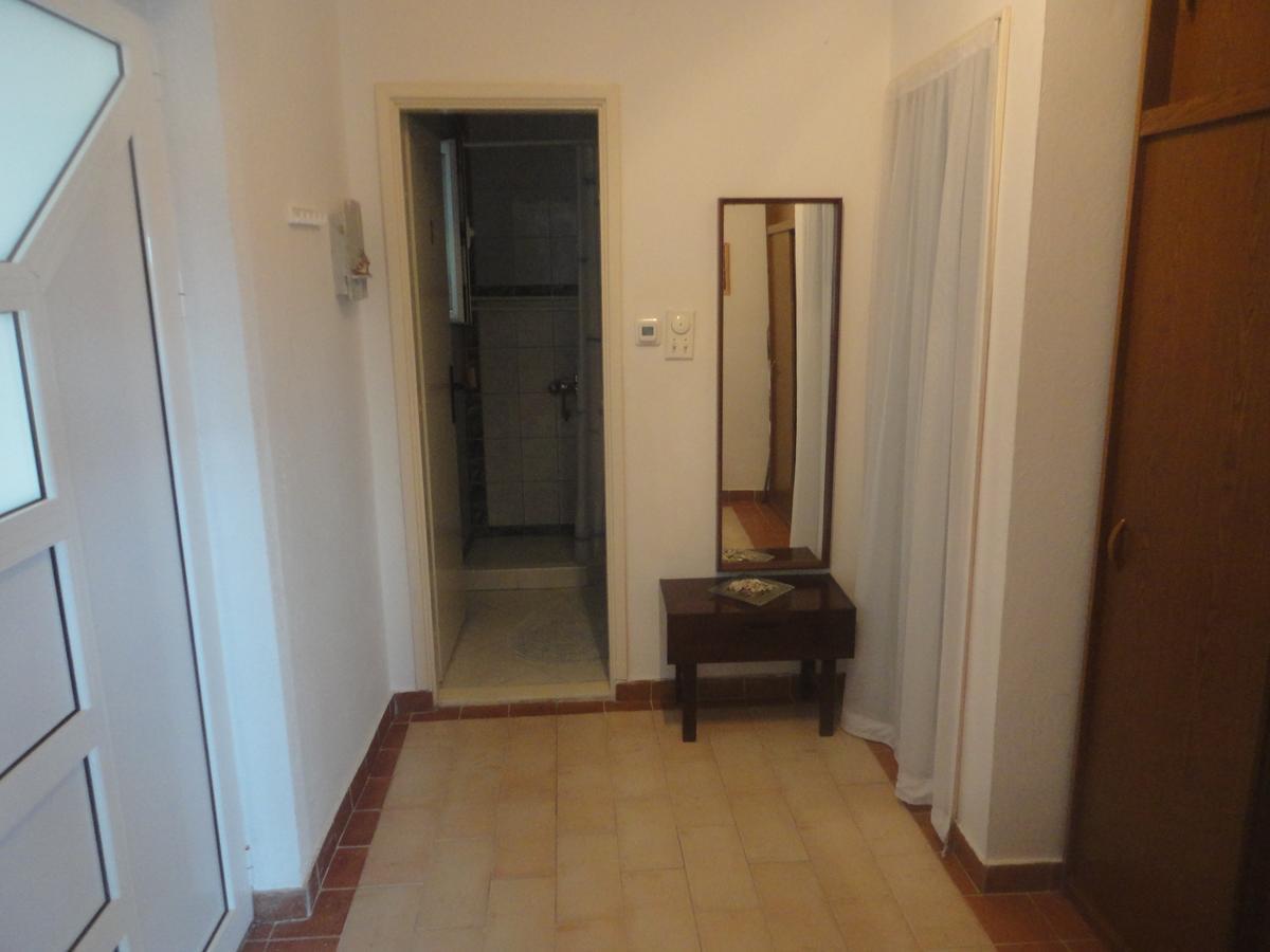 Brankas Apartments Bar Dış mekan fotoğraf